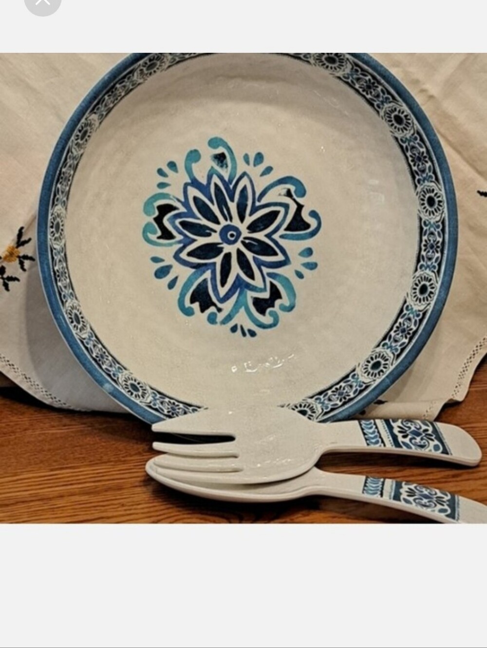 ❤️6/$16❤️Melamine Blue Floral Serving Bowl with Matching Salad Servers